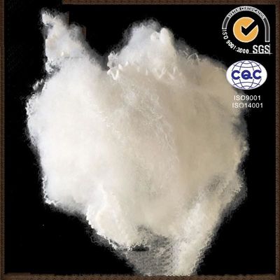 Άσπρες αντιστατικές μη συνεχείς ίνες 1.4D-22D πολυεστέρα PSF για την πλήρωση του καναπέ